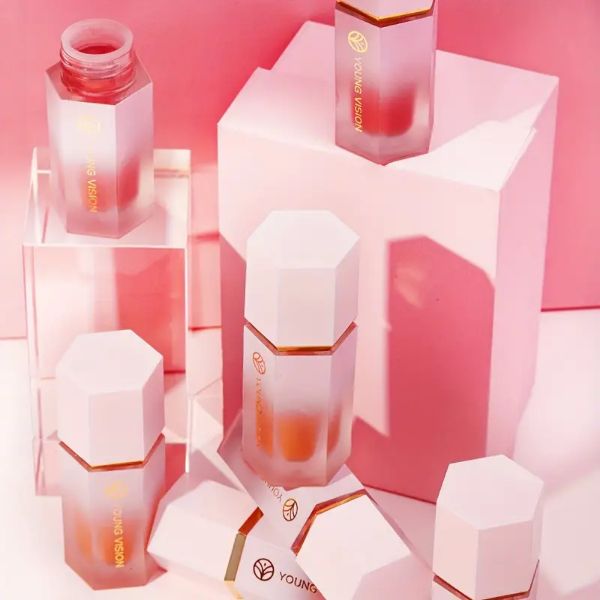 Skin-Tint-Blush-Makeup-Gallery-Img8-min